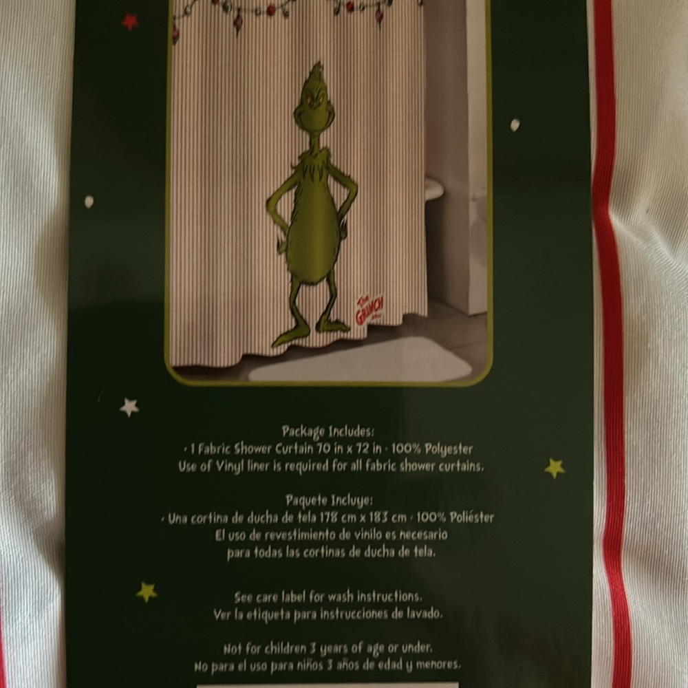 Grinch shower curtain - Picture 2 of 2